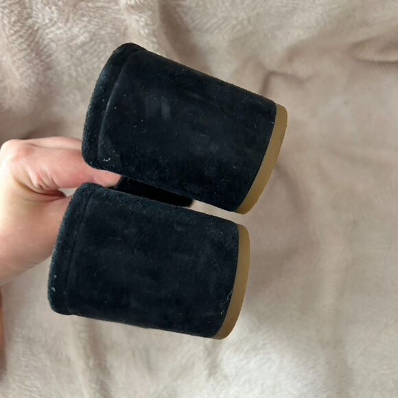 Madewell Suede Crossover Mule Sandals - Picture 11 of 12